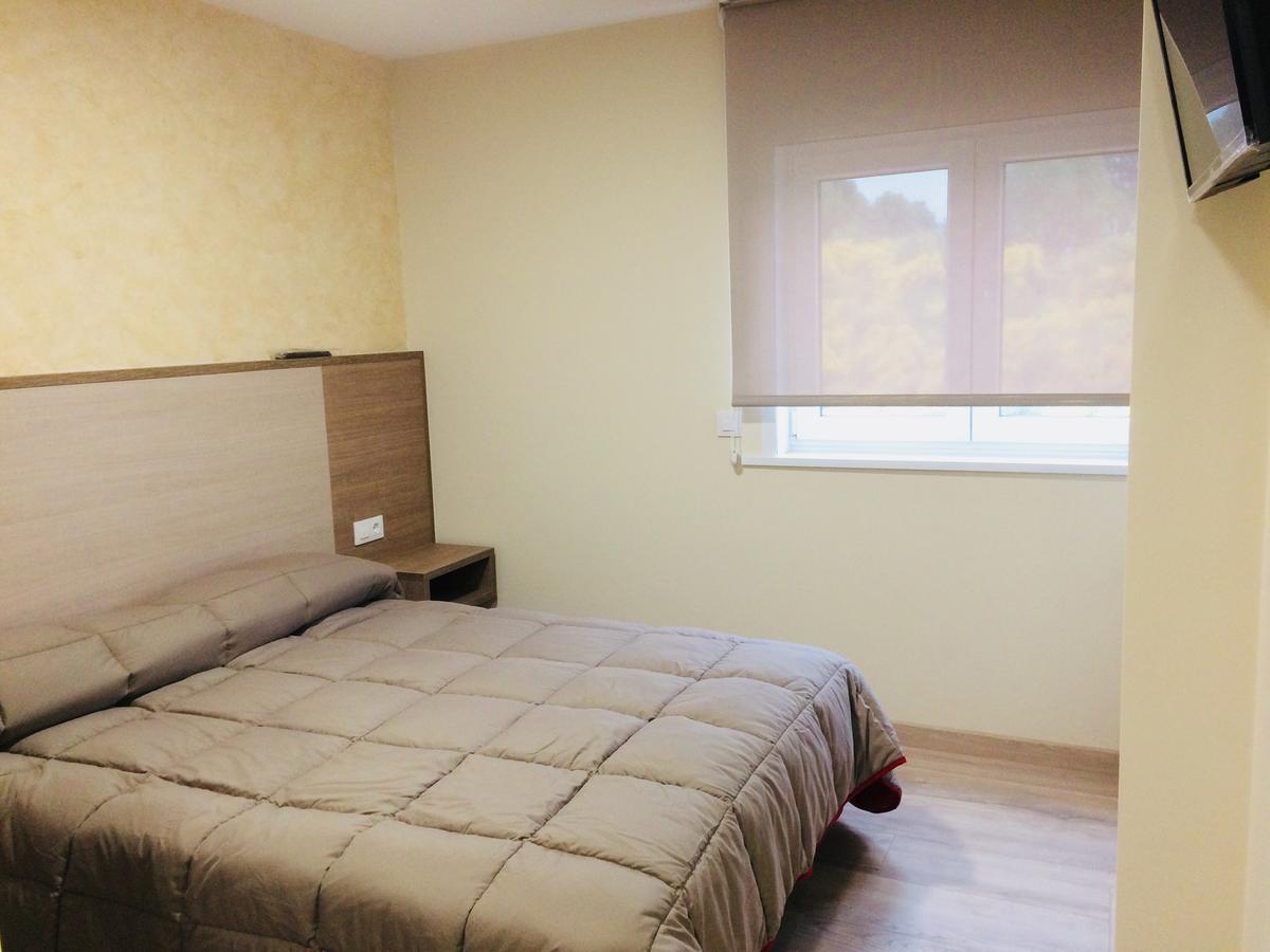 Hostal Oregar Hotel ซานติอาโก เด กอมโปสเตลา ภายนอก รูปภาพ